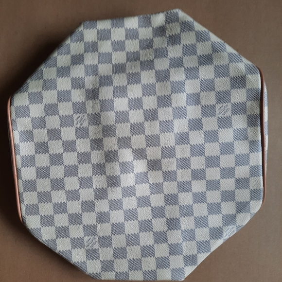 Luxurious Bag - Picture 3 of 6